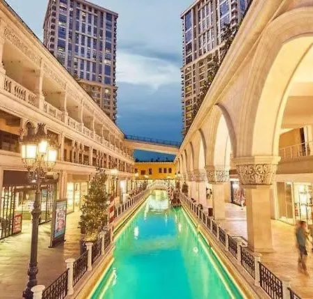 Venezia Mega Shopping Mall, Istanbul, Luxury,balcony Apartamento