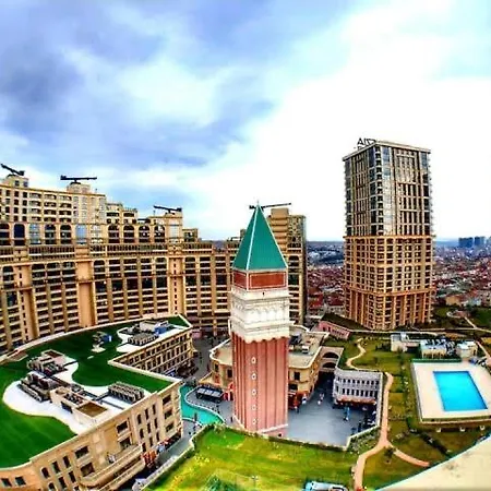 Venezia Mega Shopping Mall, Istanbul, Luxury,balcony شقة *